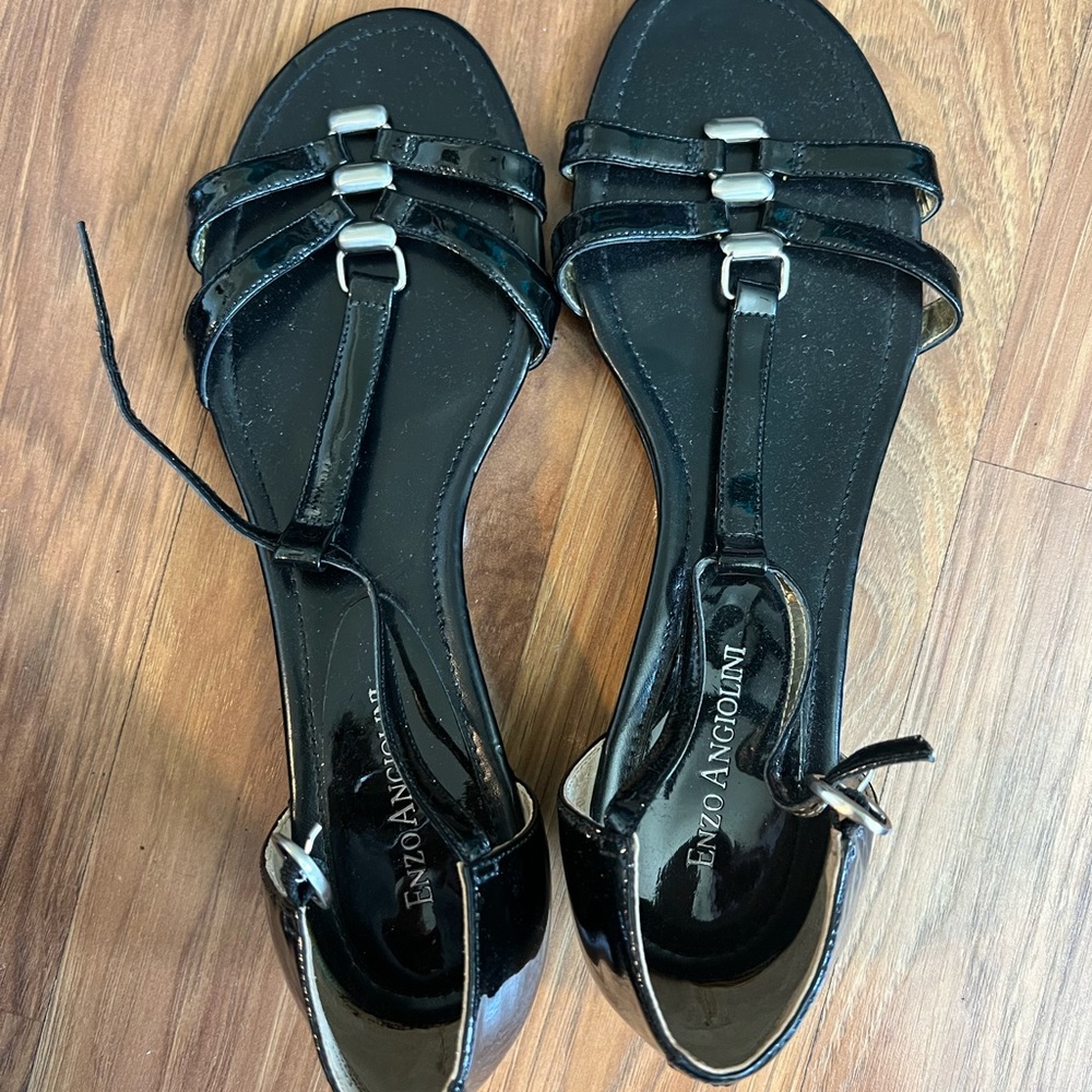 Enzo Angiolini black sandals